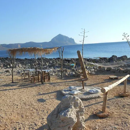 Campeggio Happy Camp Mobile Homes In El-bahira Village San Vito Lo Capo